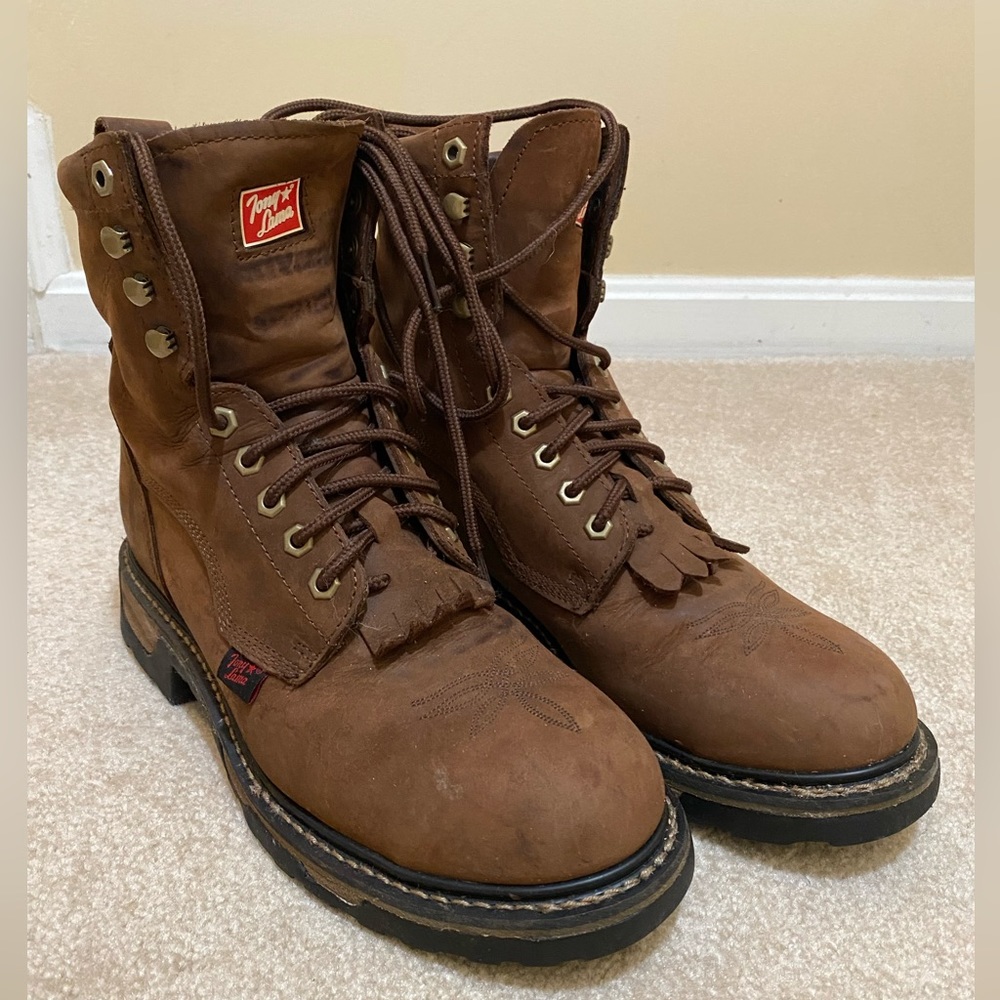 Tony Lama steel toe work boot. Suede.